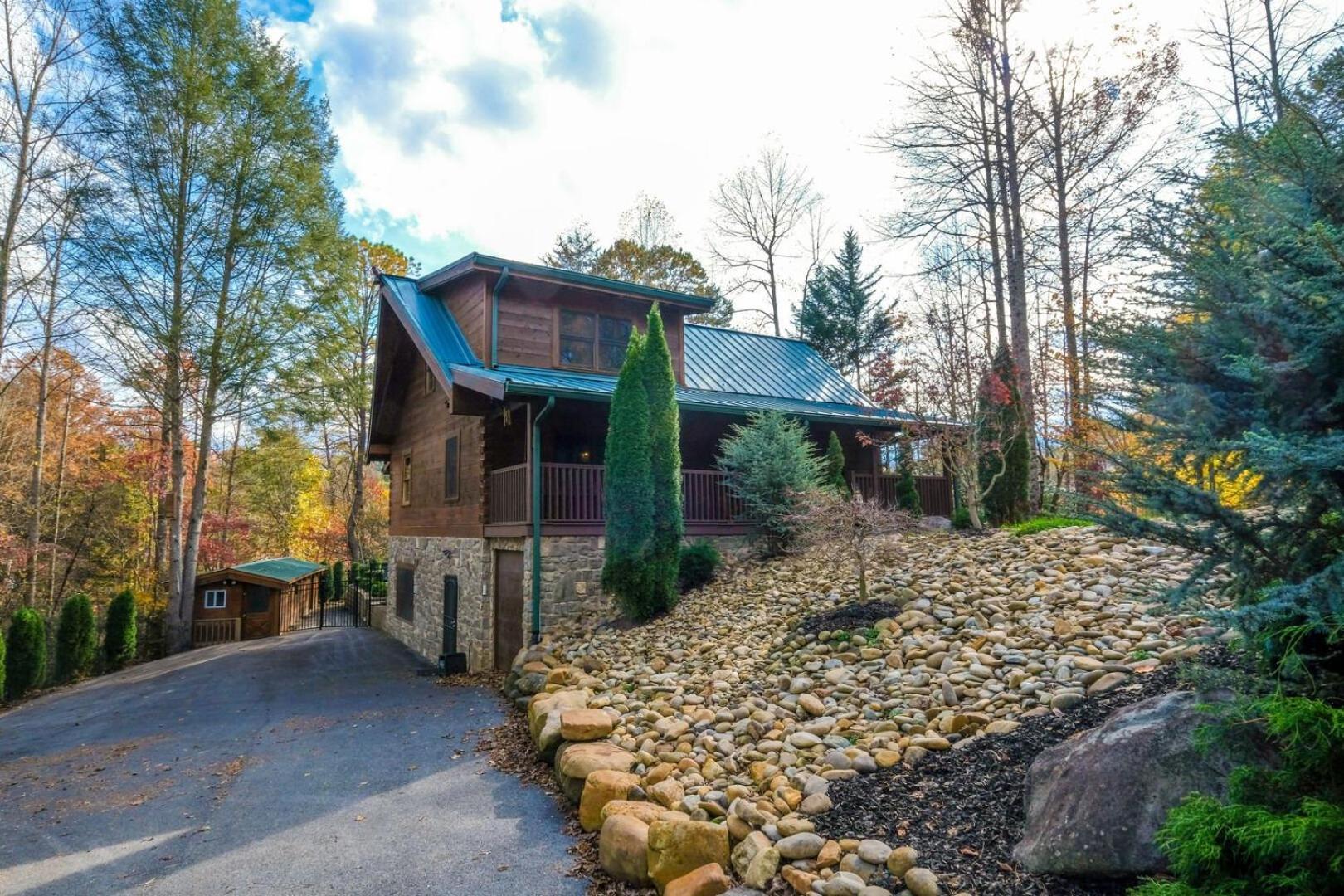 Pitter Patter Swimming Pool Ht Near D'Town Villa Гетлинбург Екстериор снимка